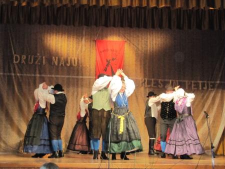 Druži naju ples in petje – prireditev Folklorne skupine KUD Razkrižje 15